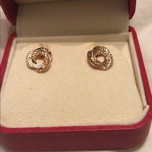 Spiral stud earrings